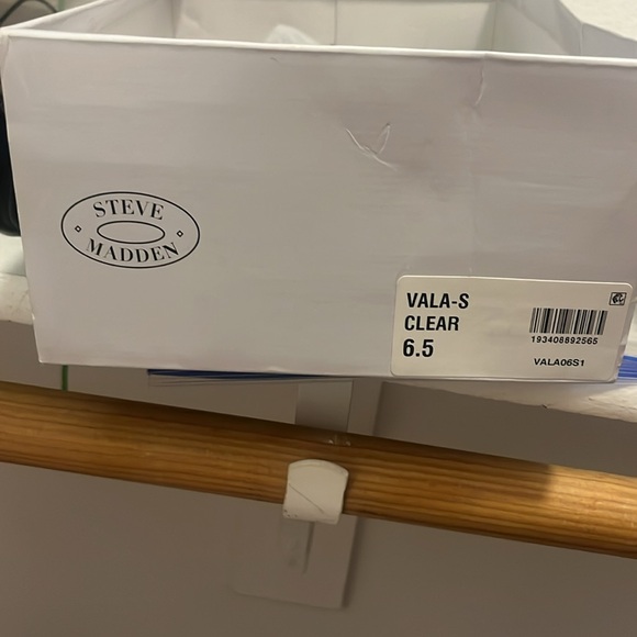 STEVE MADDEN SPIKE PUMPS - Picture 6 of 6